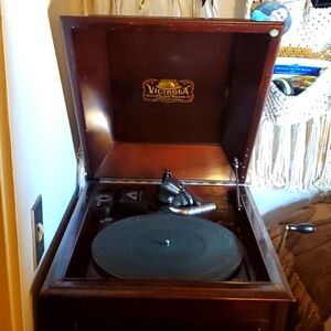 💥SOLD💥12"78s Frank Sinatra Albums for a Victrola"Double Sided"
